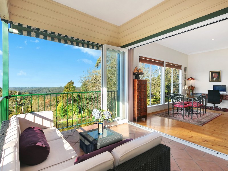 1 Bourne Street, Wentworth Falls NSW 2782