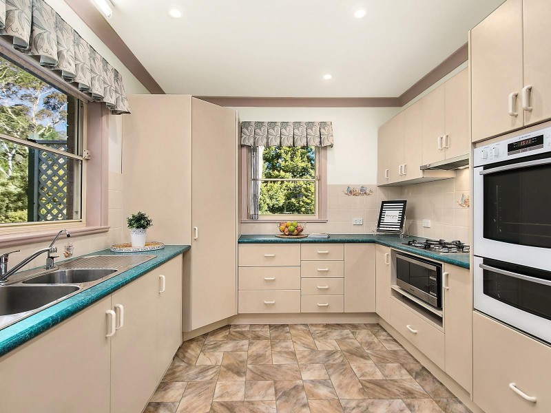 23A Toulon Avenue, Wentworth Falls NSW 2782