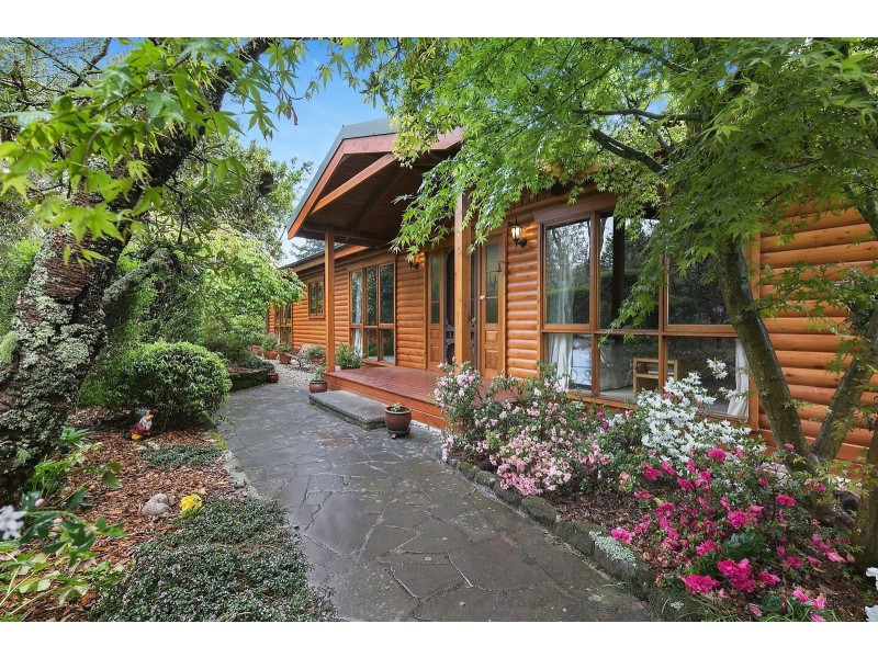 22 Asquith Avenue, Wentworth Falls NSW 2782