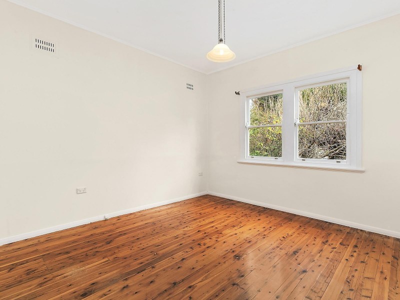 68 Valley Road, Wentworth Falls NSW 2782