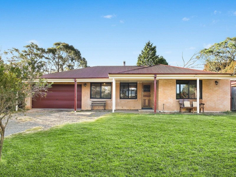 45 Cook Road, Wentworth Falls NSW 2782