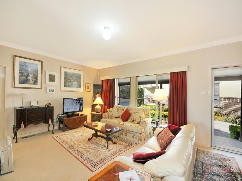 4/5 Page Avenue, Wentworth Falls NSW 2782