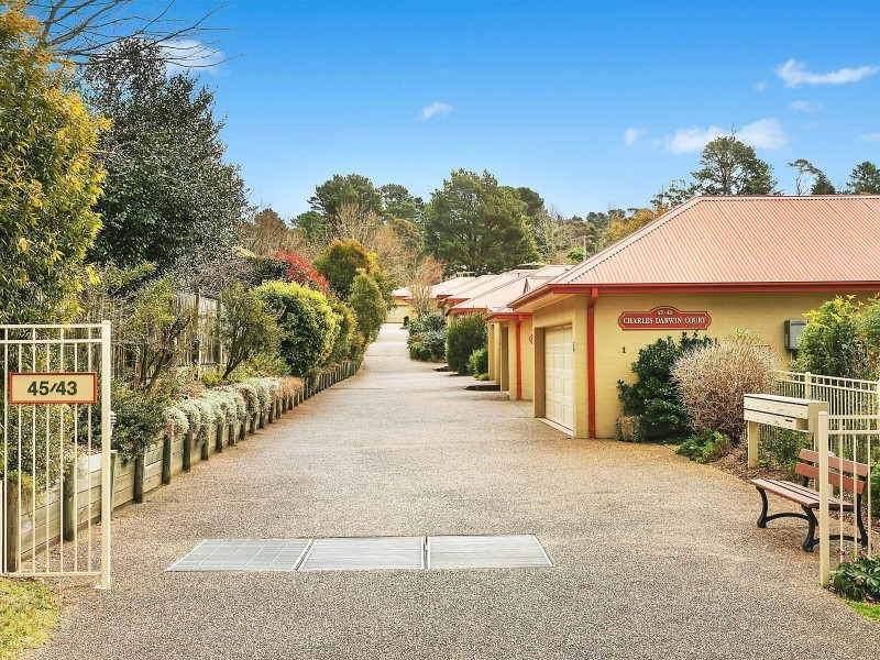 6/43-45 Falls Road, Wentworth Falls NSW 2782