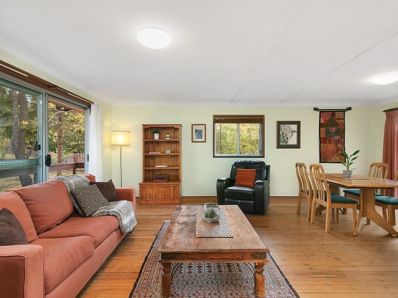 46 Lawson View Parade, Wentworth Falls NSW 2782