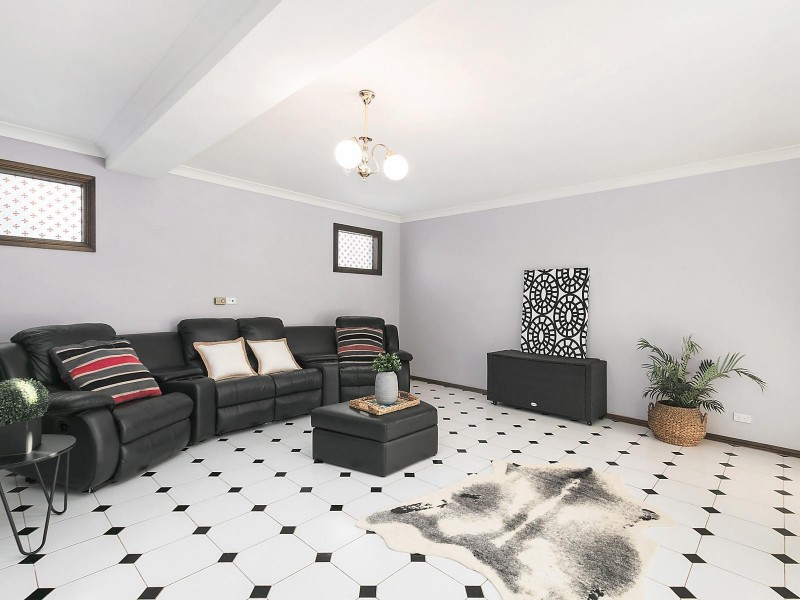 3 Maple Grove, Wentworth Falls NSW 2782