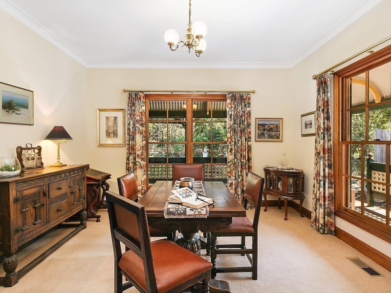 40 Hill Street, Wentworth Falls NSW 2782