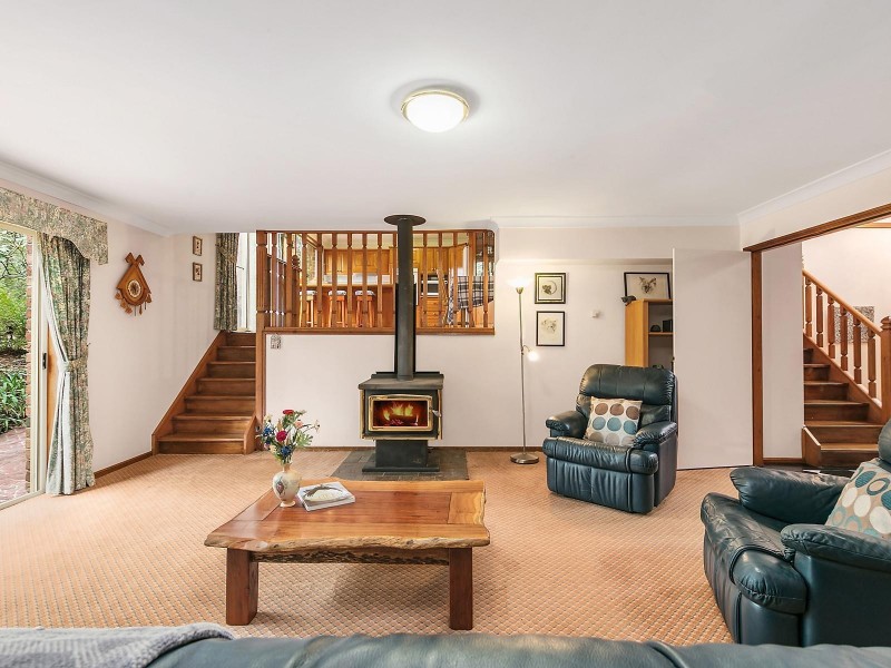 8 Galston Crescent, Leura NSW 2780