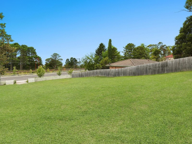 146 Great Western Highway, Wentworth Falls NSW 2782