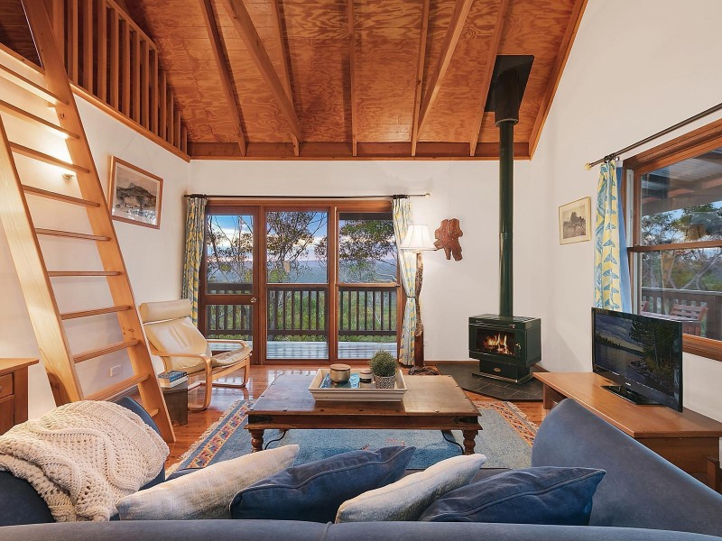 47 Valley Road, Hazelbrook NSW 2779