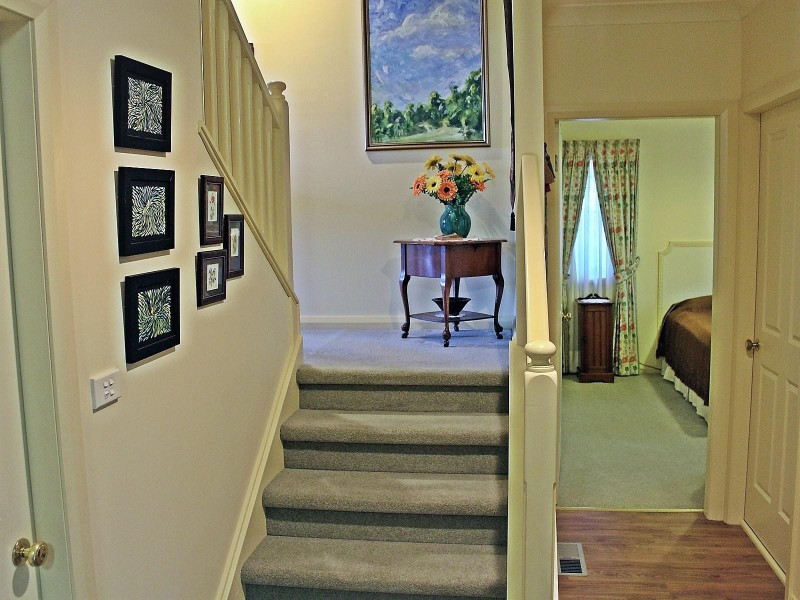 2 Panorama Crescent, Wentworth Falls NSW 2782