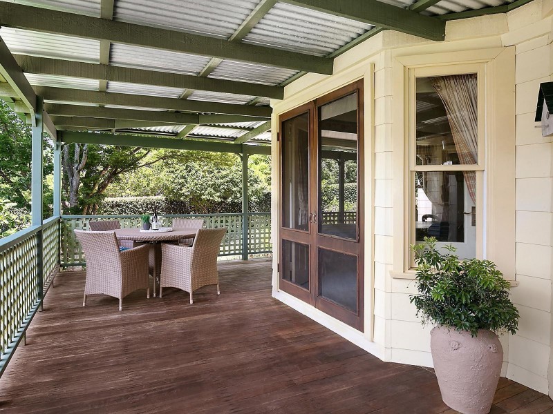 9 Angel Street, Wentworth Falls NSW 2782