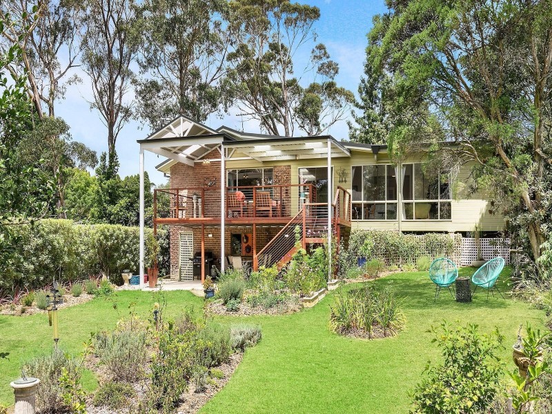 51 McLaughlin Avenue, Wentworth Falls NSW 2782
