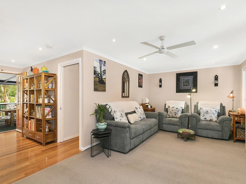 24 Oaklands Road, Hazelbrook NSW 2779
