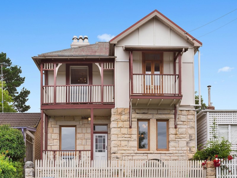 6 Kundibar Street, Katoomba NSW 2780