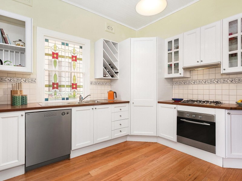 6 Kundibar Street, Katoomba NSW 2780