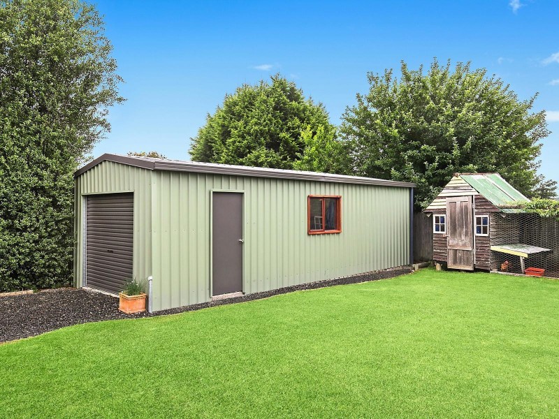 1 Maple Grove, Wentworth Falls NSW 2782
