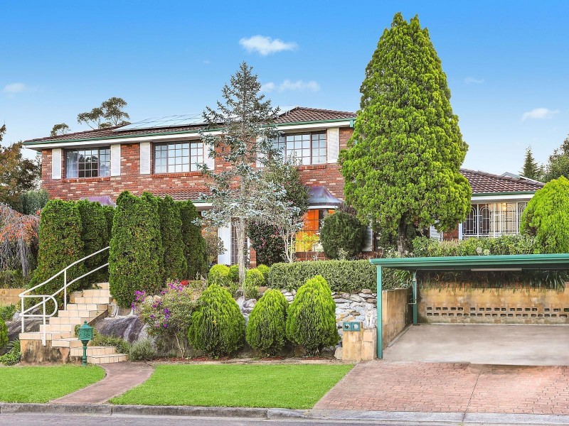 17 Careya Crescent, Woodford NSW 2778