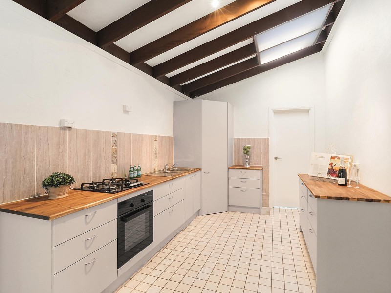 48 Shortland Street, Wentworth Falls NSW 2782