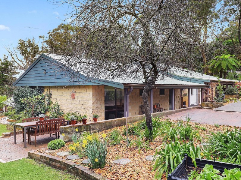 8 Myall Avenue, Leura NSW 2780