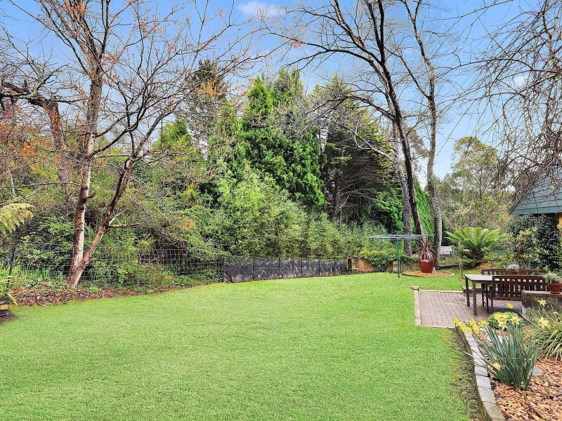 8 Myall Avenue, Leura NSW 2780