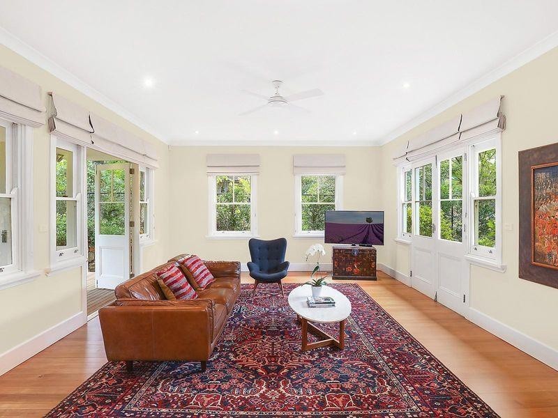 41 Toulon Avenue, Wentworth Falls NSW 2782