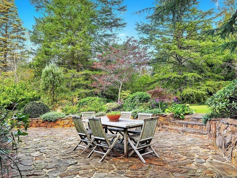 41 Toulon Avenue, Wentworth Falls NSW 2782