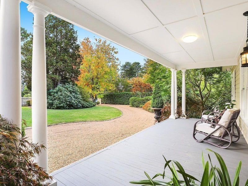 41 Toulon Avenue, Wentworth Falls NSW 2782