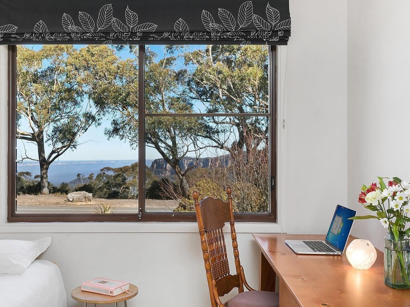 237 Cliff Drive, Katoomba NSW 2780