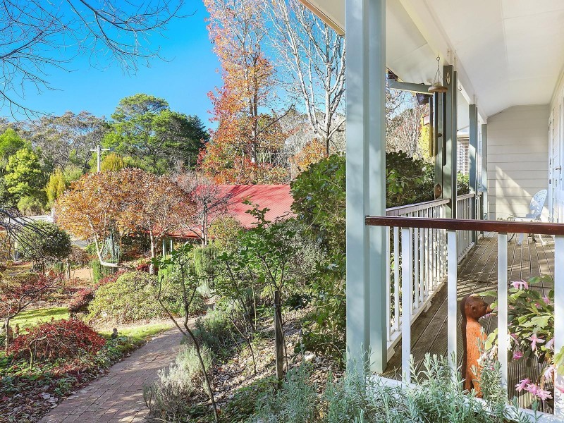 16-18 Central Street, Wentworth Falls NSW 2782