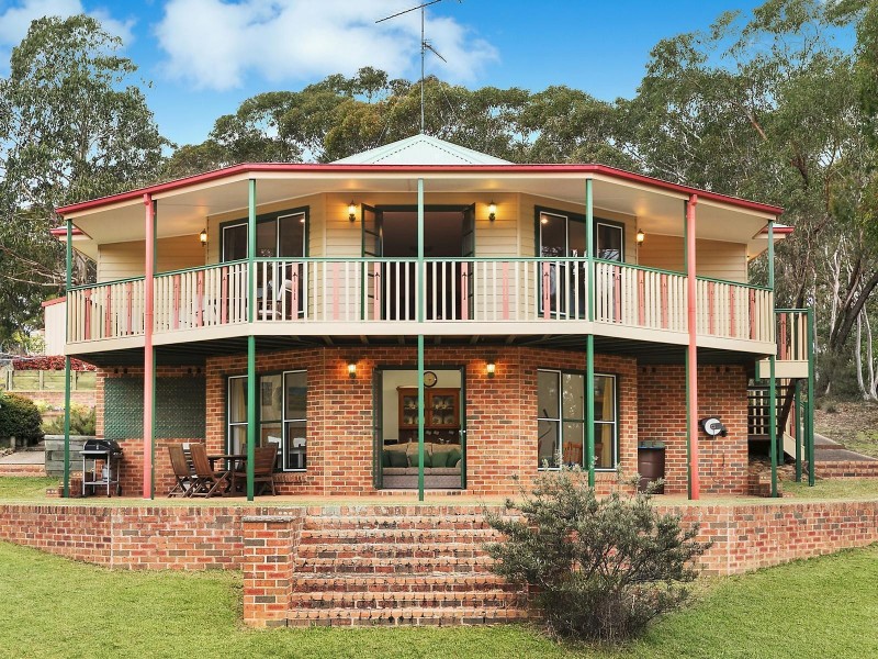 7 Darcy Close, Wentworth Falls NSW 2782