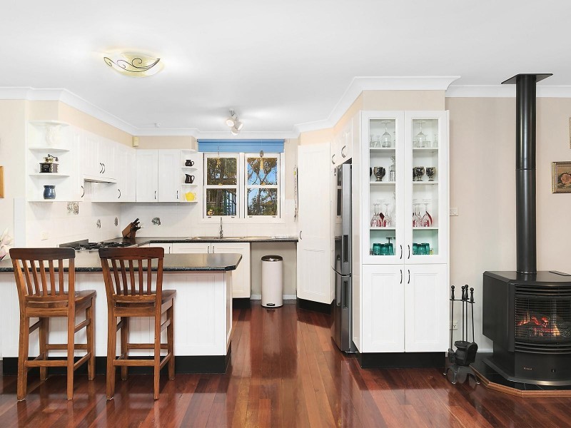 7 Darcy Close, Wentworth Falls NSW 2782