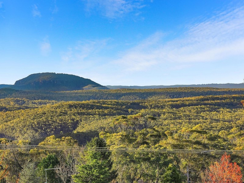 12 Panorama Crescent, Wentworth Falls NSW 2782