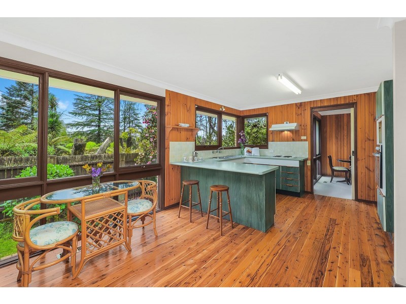 21 Erica Road, Wentworth Falls NSW 2782