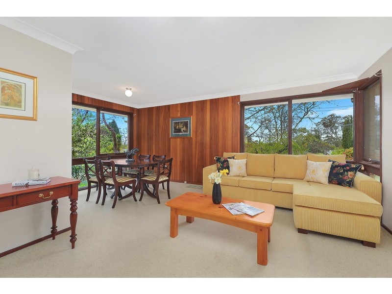 21 Erica Road, Wentworth Falls NSW 2782