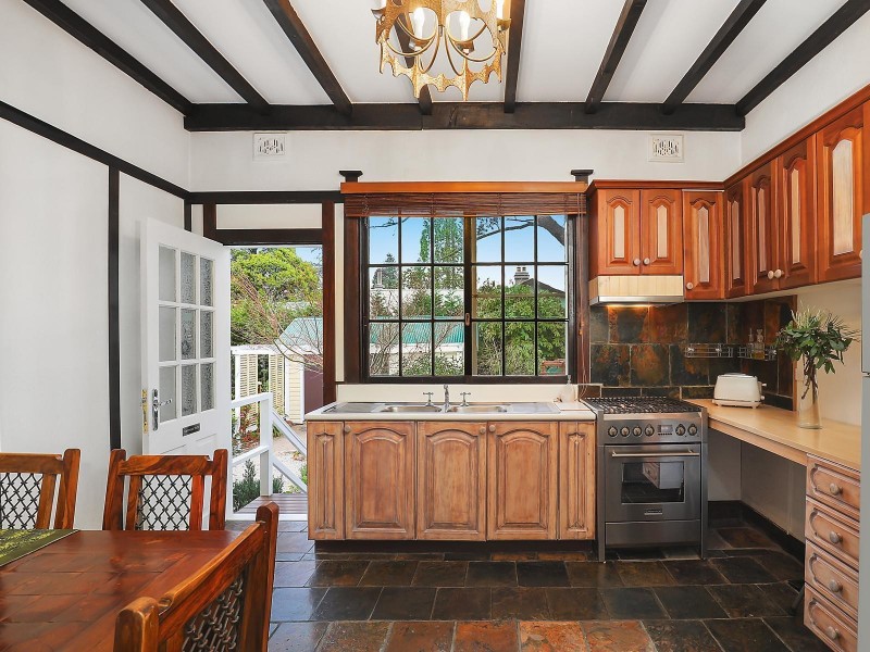 59 Gladstone Road, Leura NSW 2780