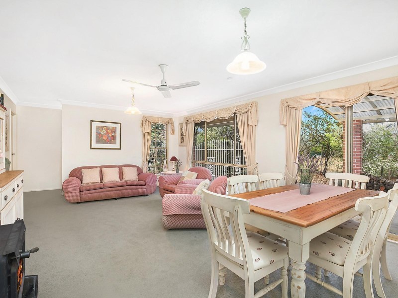 54 Dalrymple Avenue, Wentworth Falls NSW 2782