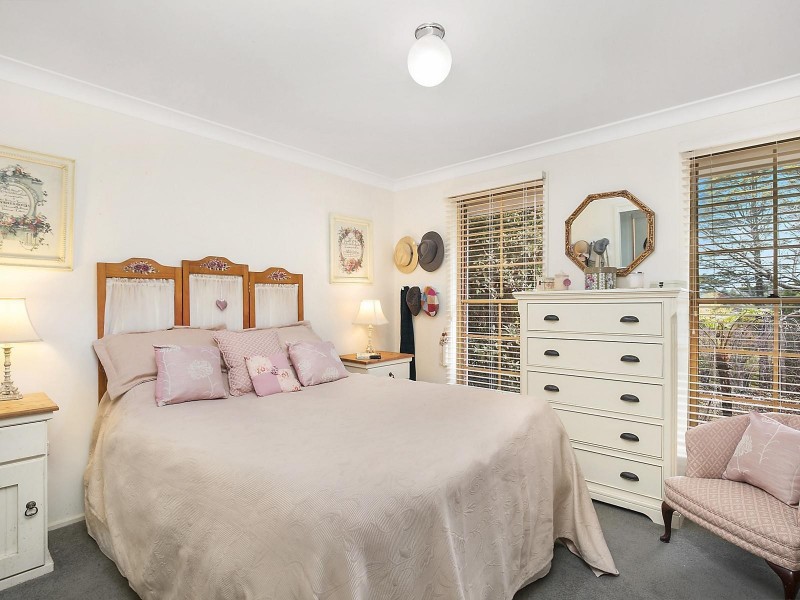 54 Dalrymple Avenue, Wentworth Falls NSW 2782