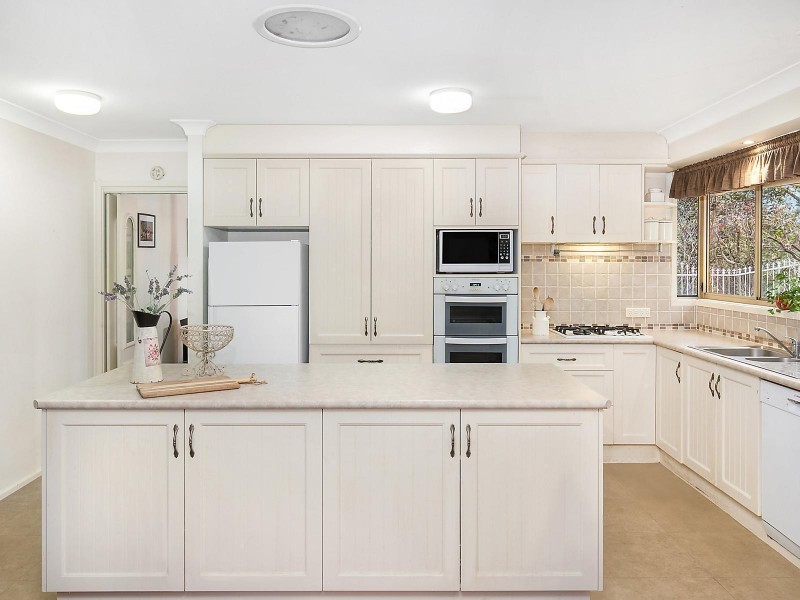 54 Dalrymple Avenue, Wentworth Falls NSW 2782