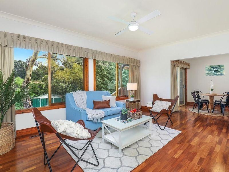 2 Blaxland Road, Wentworth Falls NSW 2782