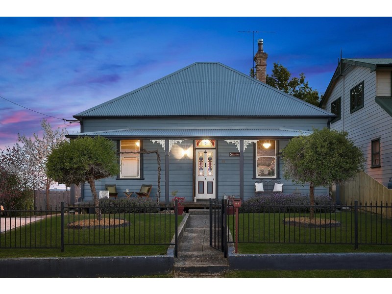 49 Railway Parade, Hazelbrook NSW 2779