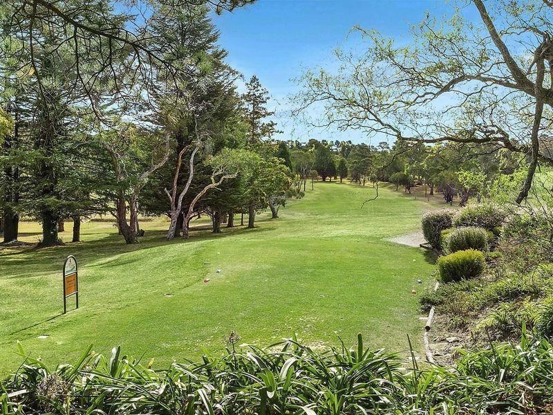 100 Blaxland Road, Wentworth Falls NSW 2782