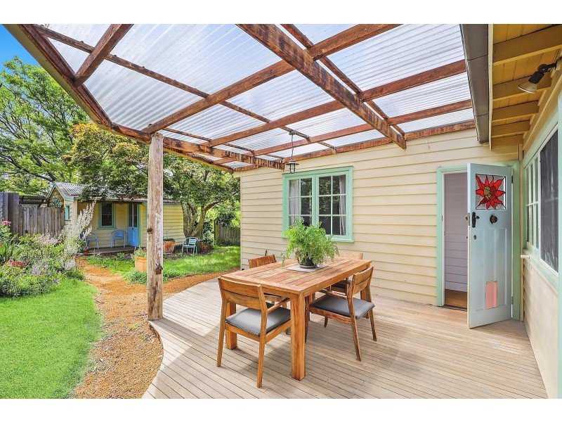 14 Barton Street, Katoomba NSW 2780