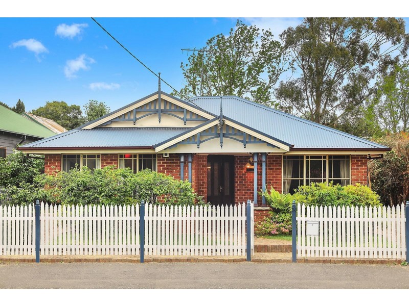 74 Waratah Street, Katoomba NSW 2780