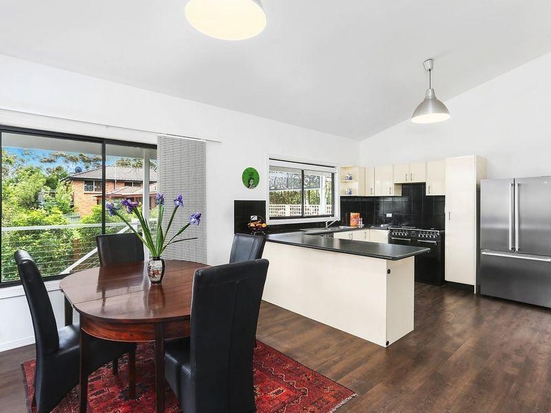 33 Shortland Street, Wentworth Falls NSW 2782