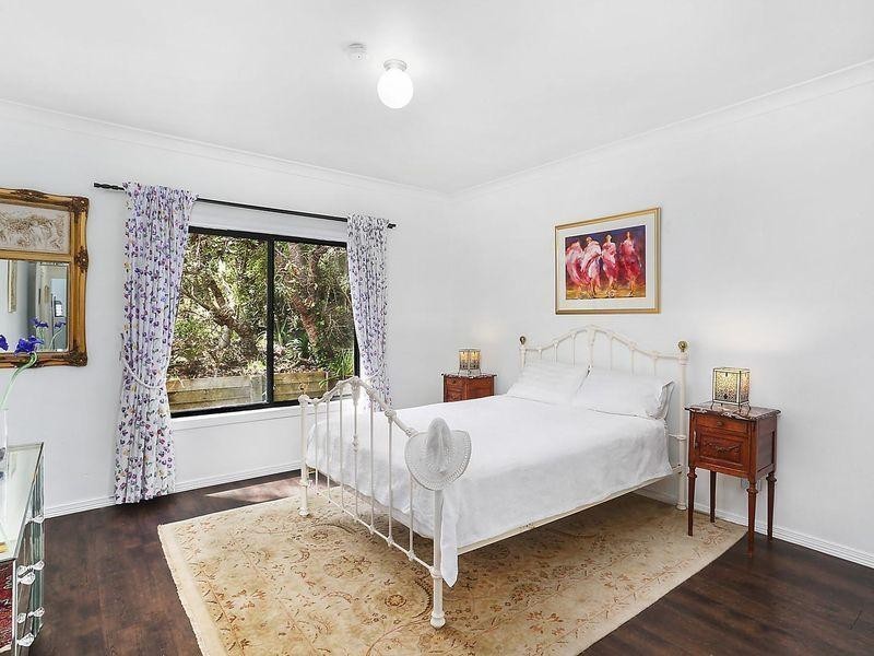33 Shortland Street, Wentworth Falls NSW 2782