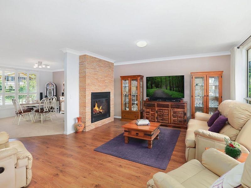 21 Bedford Road, Woodford NSW 2778