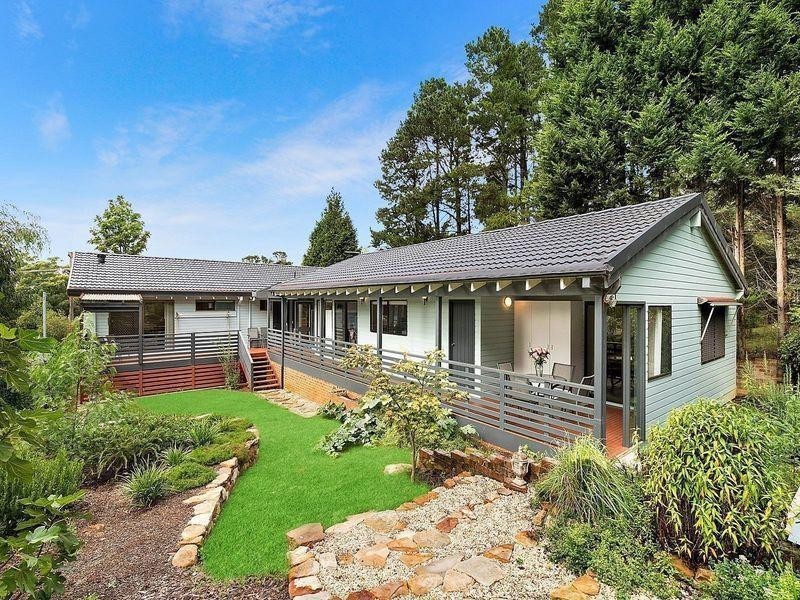 68 Dalrymple Avenue, Wentworth Falls NSW 2782