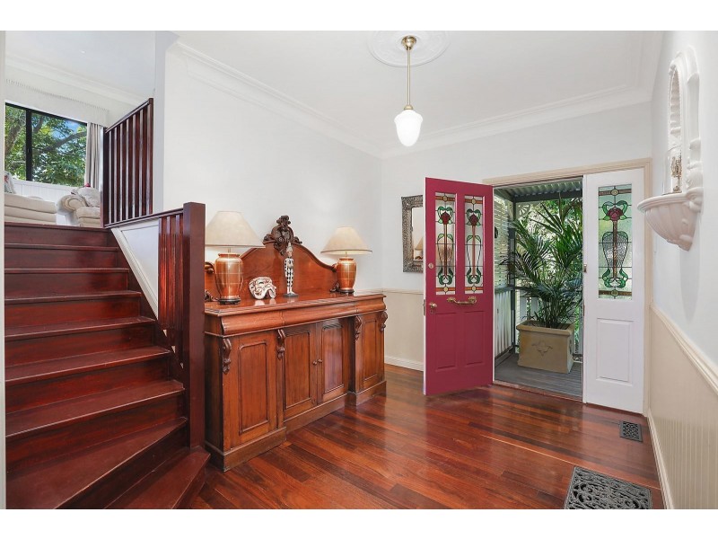 9 Pine Street, Hazelbrook NSW 2779