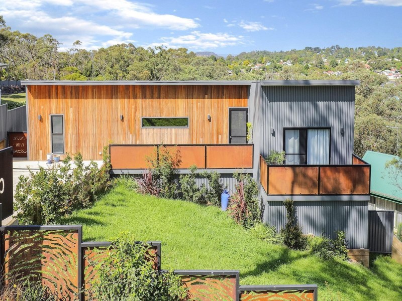 8 Coomassie Street, Katoomba NSW 2780