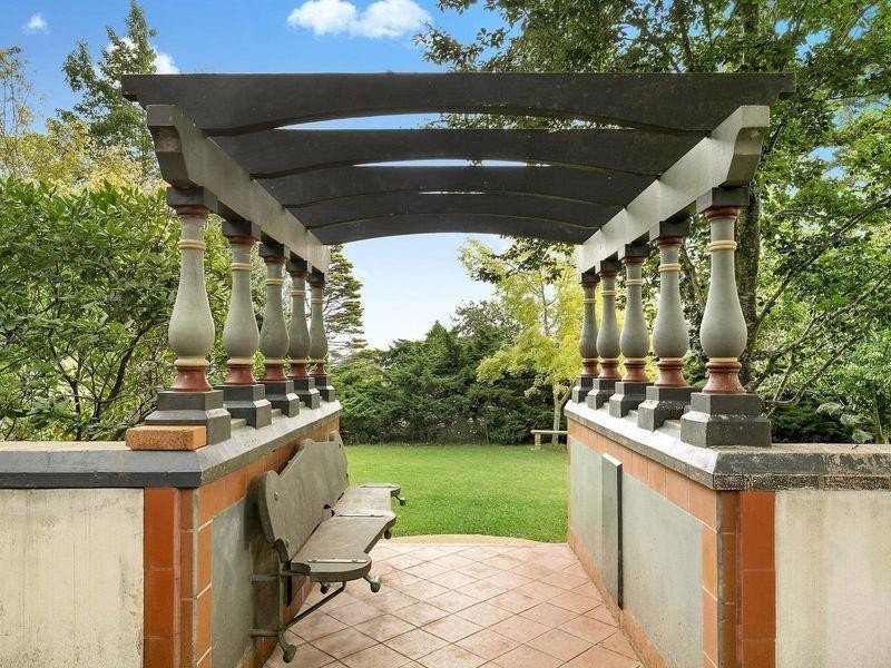 52 Dalrymple Avenue, Wentworth Falls NSW 2782